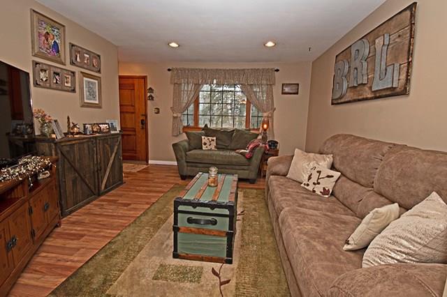 6226 Old Rte 422 New Castle, PA 16101 - Photo 2 of 18 Gallery Image 2
