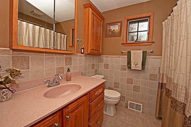 6226 Old Rte 422 New Castle, PA 16101 - Photo 11 of 18 Gallery Image 11