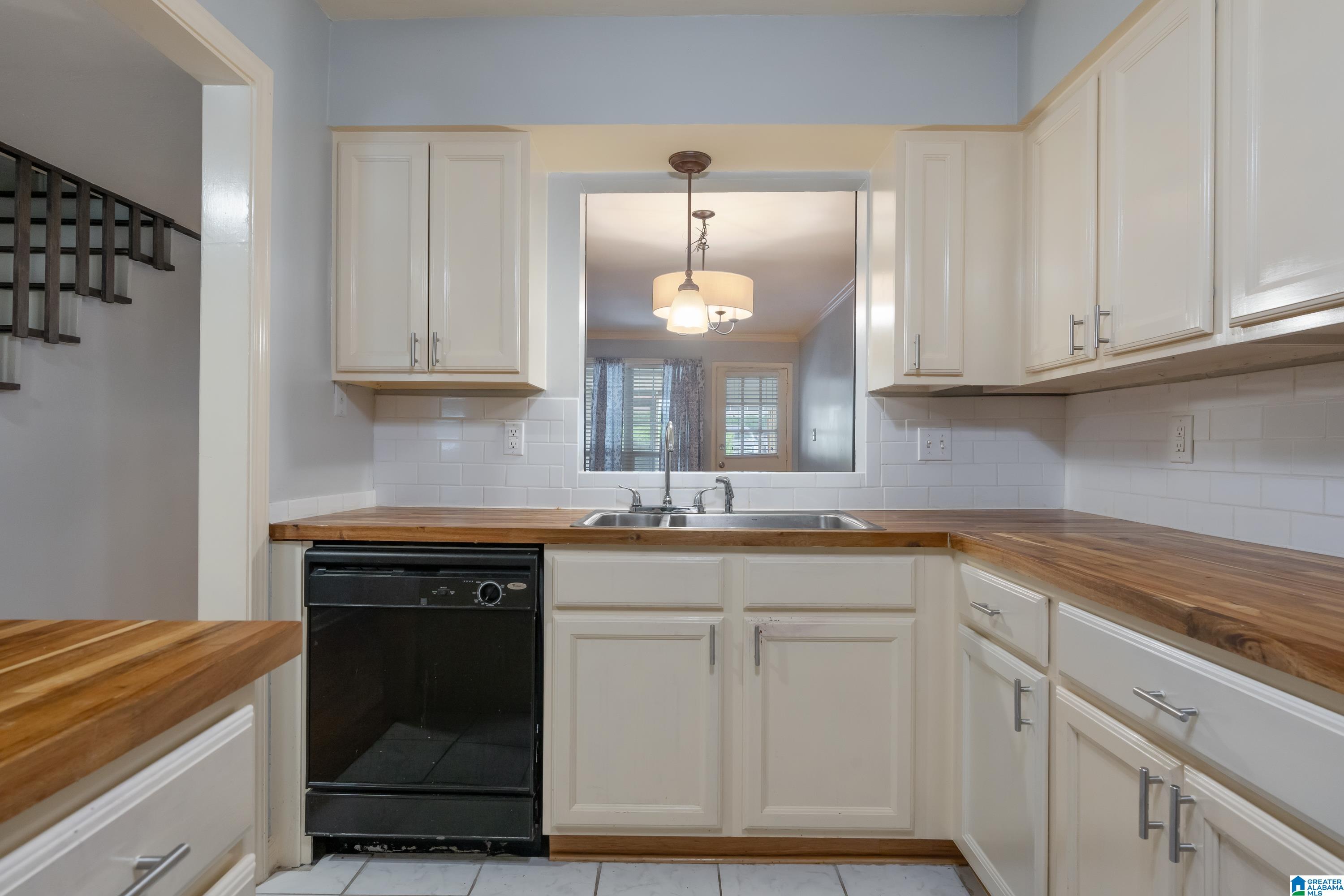 1661 Patton Chapel Road, Unit D Birmingham, AL 35226 - Photo 8 of 21