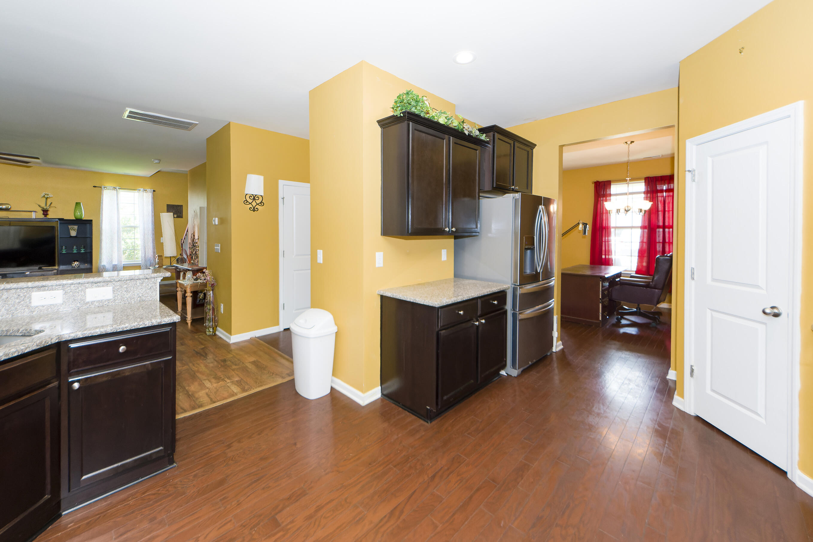 7600 High Maple Circle North Charleston, SC 29418 - Photo 13 of 47 14