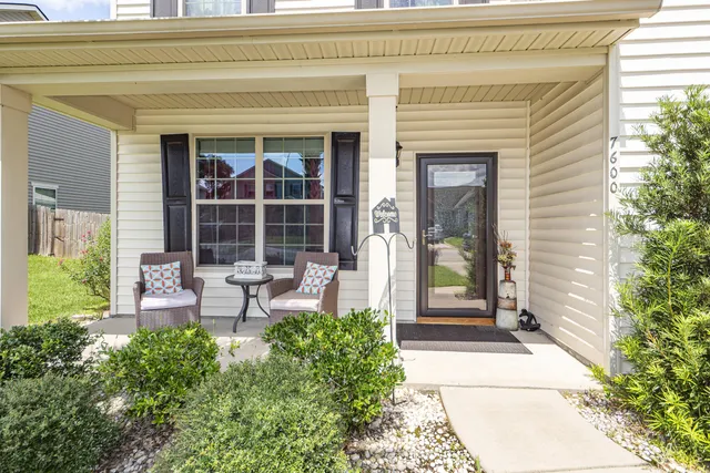 $2,975 | 7600 High Maple Circle, North Charleston, SC 29418