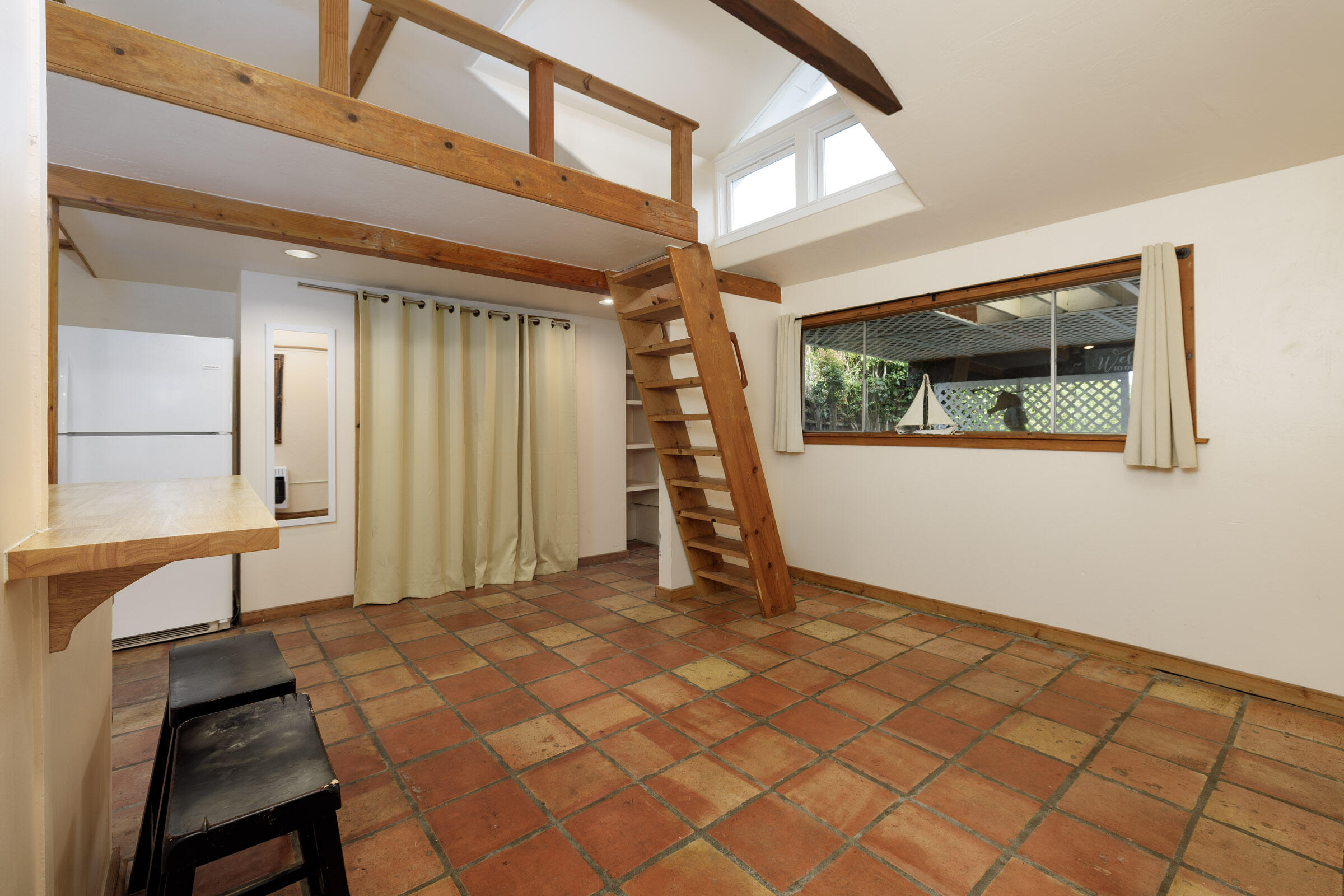 1126 Las Olas Avenue Santa Barbara, CA 93109 - Photo 23 of 24 a view of a room with a large window