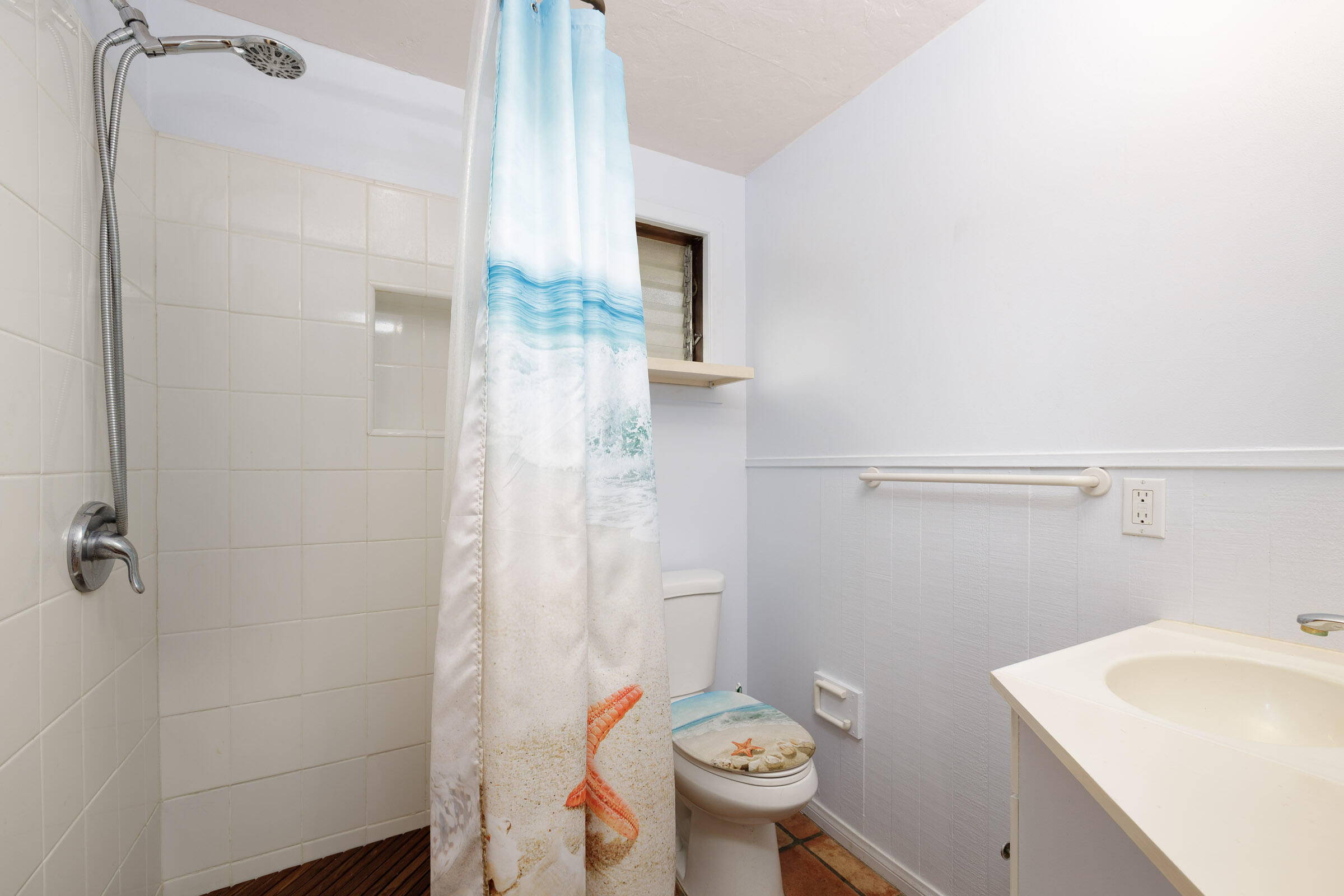 1126 Las Olas Avenue Santa Barbara, CA 93109 - Photo 24 of 24 a bathroom with a sink and toilet