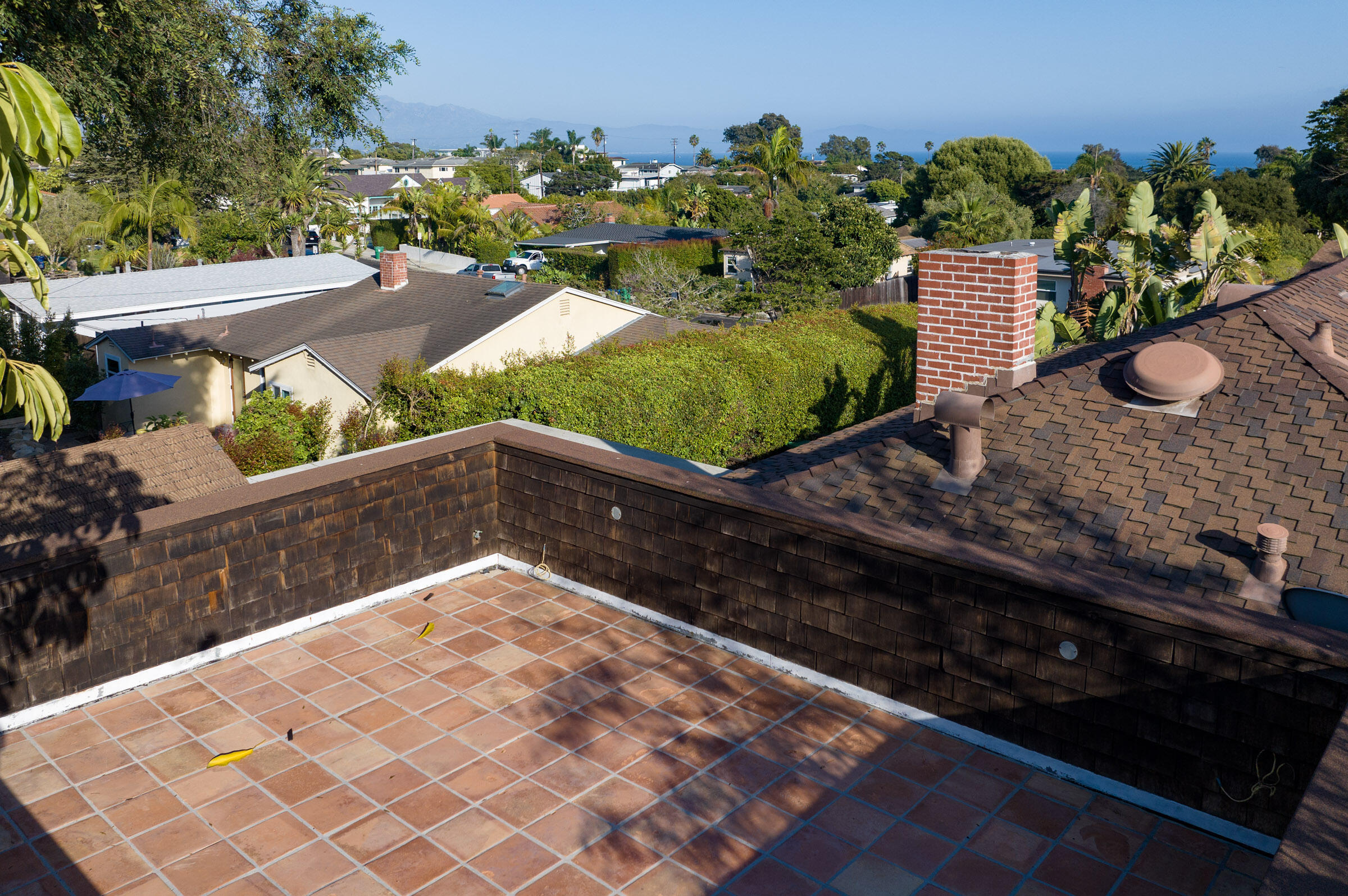 1126 Las Olas Avenue Santa Barbara, CA 93109 - Photo 10 of 24 a view of outdoor space and yard