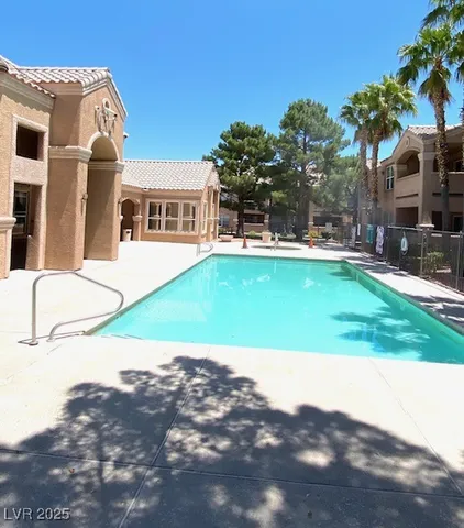 $1,500 | 8101 West Flamingo Road, Unit 1002, Las Vegas, NV 89147