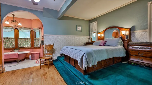 $489,900 | 24083 Cresta Drive, Crestline, CA 92325