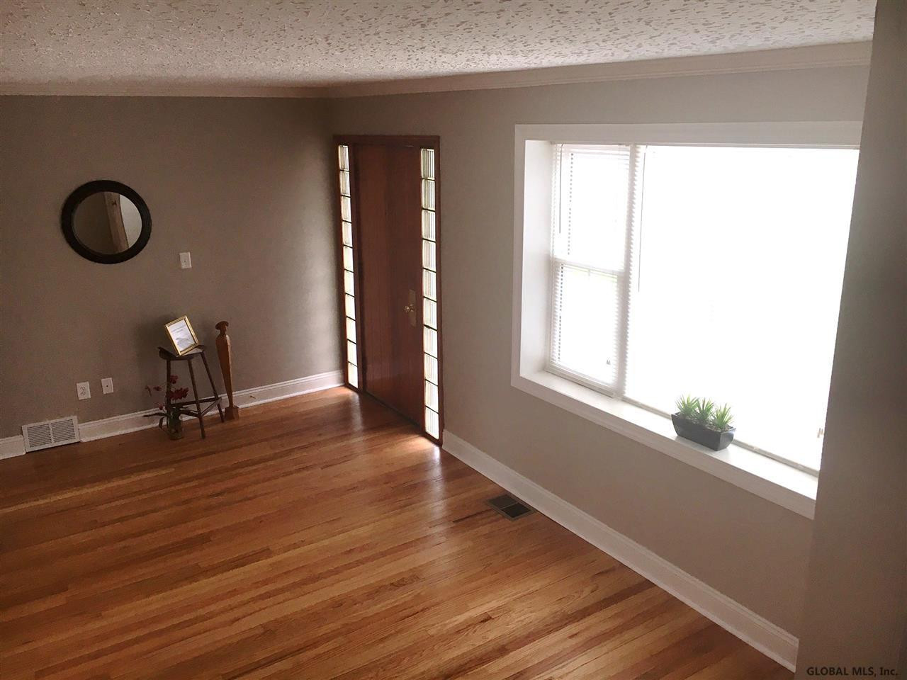 140 Middletown Road Waterford, NY 12188 - Photo 2 of 22 Photo 2
