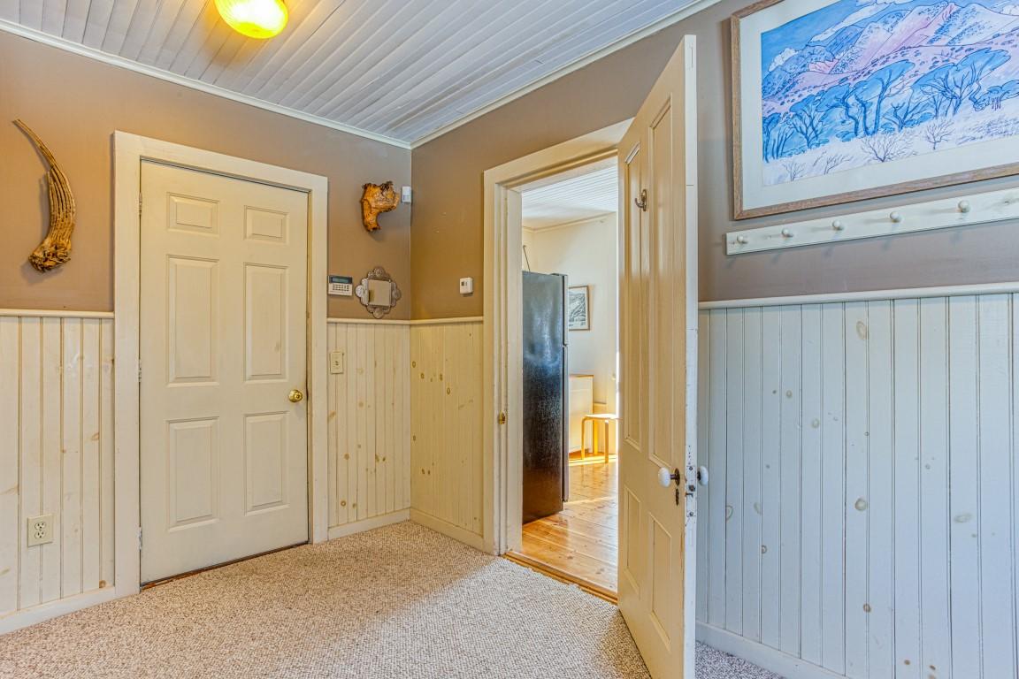 8 Andersen Road East Boothbay, ME 04544 - Photo 4 of 37 4. 8Andersen-6438