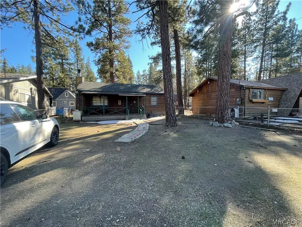 $1,500 | 624 East Big Bear Boulevard, Big Bear City, CA 92314
