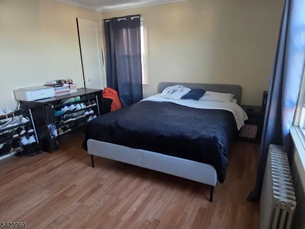 $2,500 | 413 Paderewski Avenue, Perth Amboy, NJ 08861