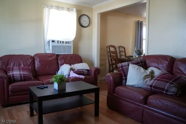 $2,500 | 413 Paderewski Avenue, Perth Amboy, NJ 08861