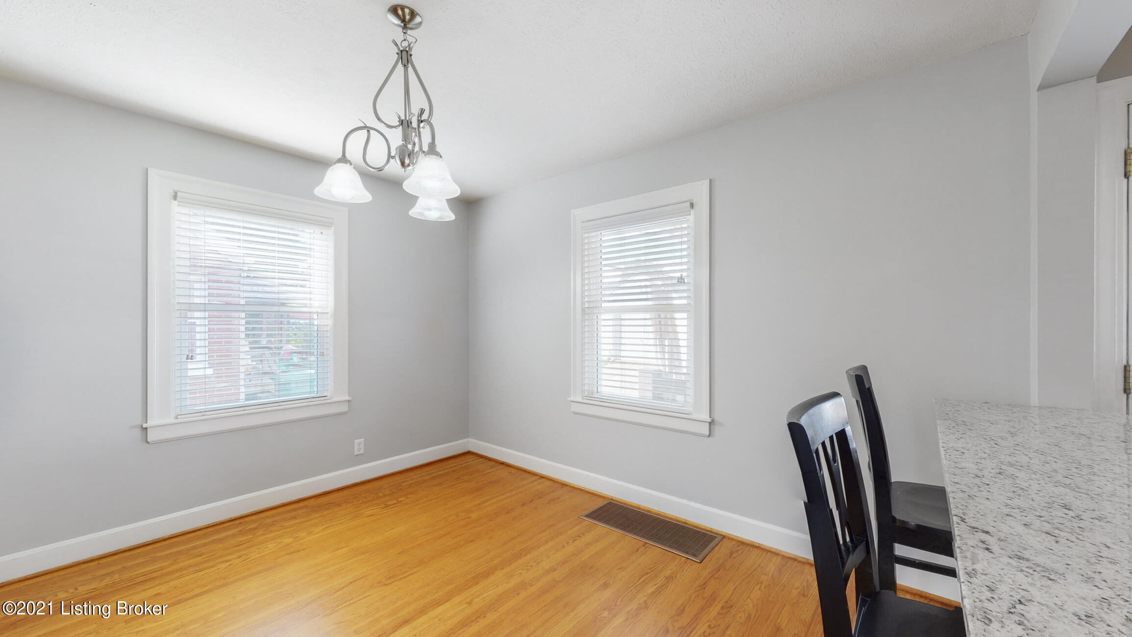 2213 Manchester Road Louisville, KY 40205 - Photo 23 of 52 2213 Manchester Rd-2017