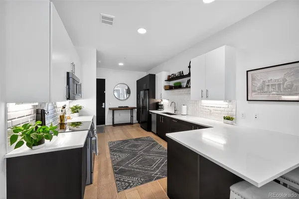 $499,900 | 2530 Lawrence Street, Unit RA206, Denver, CO 80205