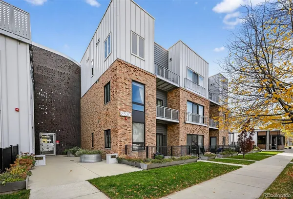 $499,900 | 2530 Lawrence Street, Unit RA206, Denver, CO 80205