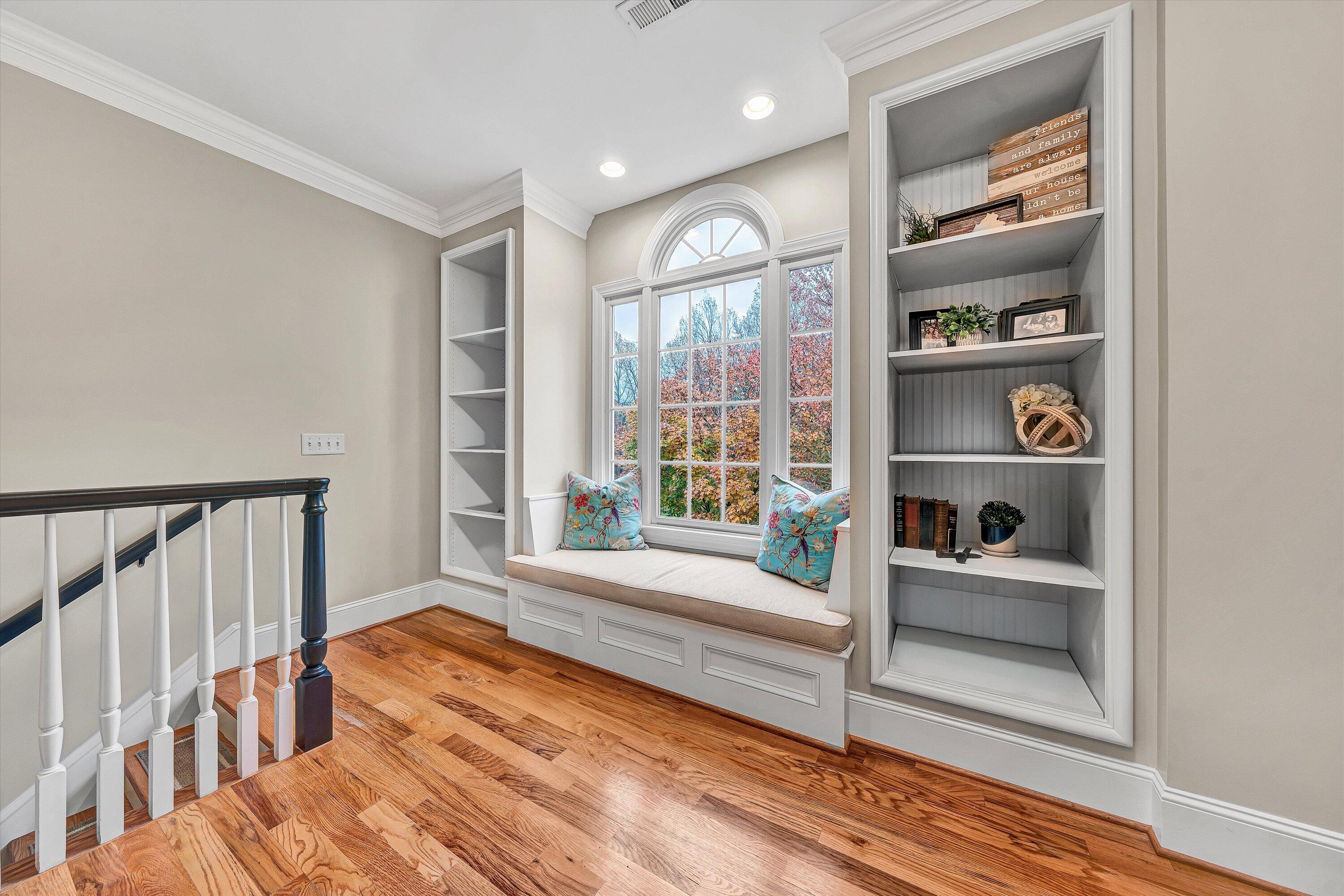 5431 Ridgelea Estates Drive Roanoke, VA 24018 - Photo 29 of 71 a view of livingroom with furniture wooden floor and window
