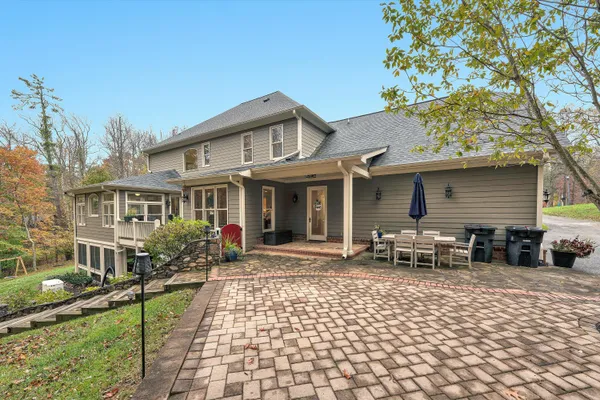 $960,000 | 5431 Ridgelea Estates Drive, Roanoke, VA 24018