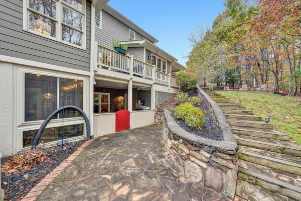 $960,000 | 5431 Ridgelea Estates Drive, Roanoke, VA 24018