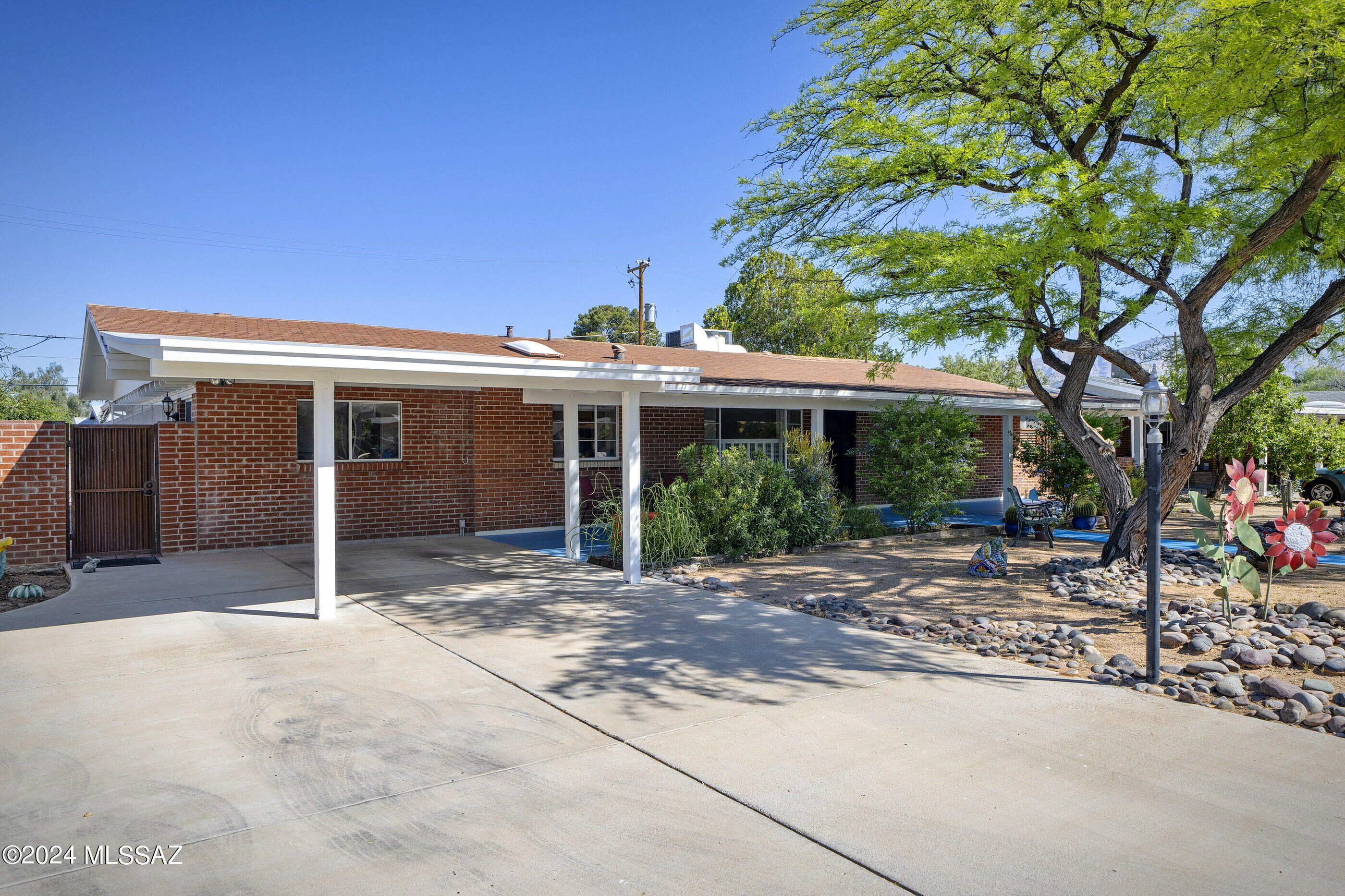 2033 East Rennoc Stravenue Tucson, AZ 85719 - Photo 24 of 30 Gallery Image 24