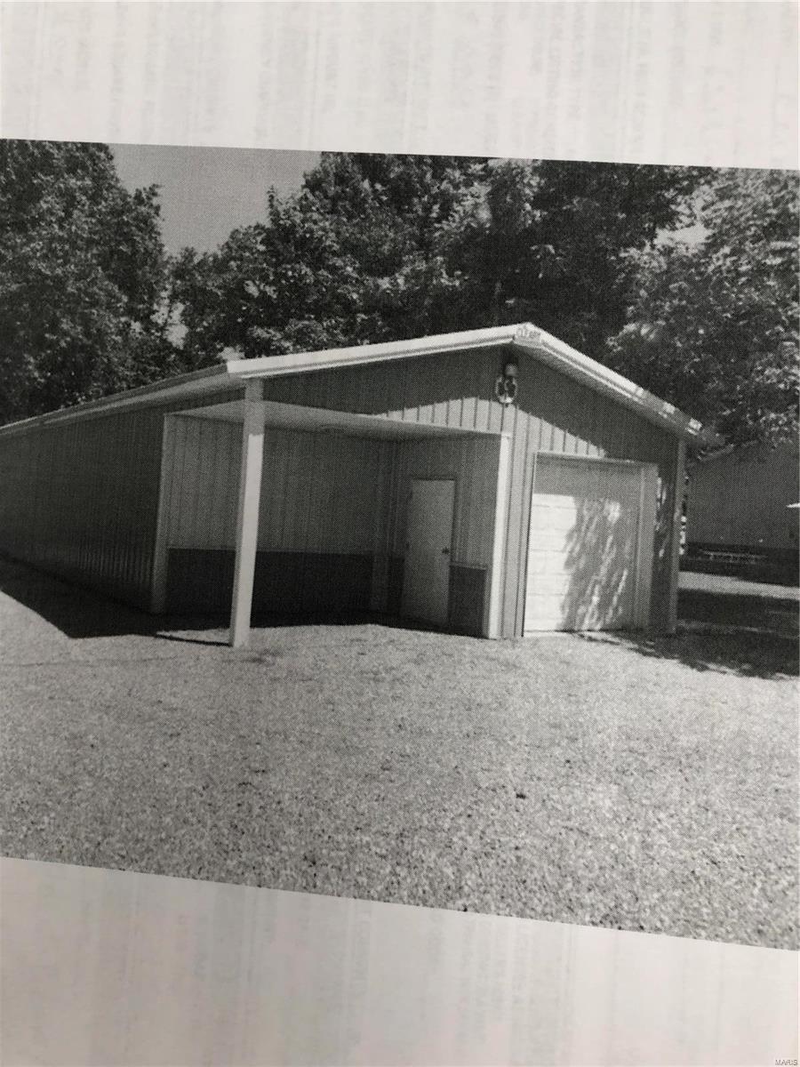 19328 Clark Cemetery Road Carlyle, IL 62231 - Photo 1 of 1