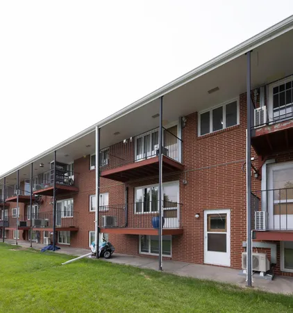 $80,000 | 813 6th Avenue North, Unit C16, Fargo, ND 58102