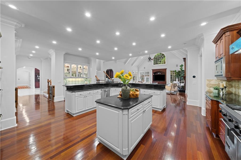 3684 Briarcliff Road Northeast Atlanta, GA 30345 - Photo 24 of 102