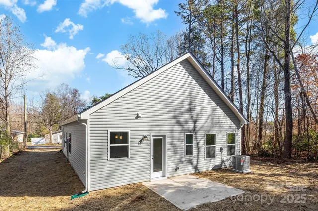 $265,000 | 514 2nd Street, East Spencer, NC 28144