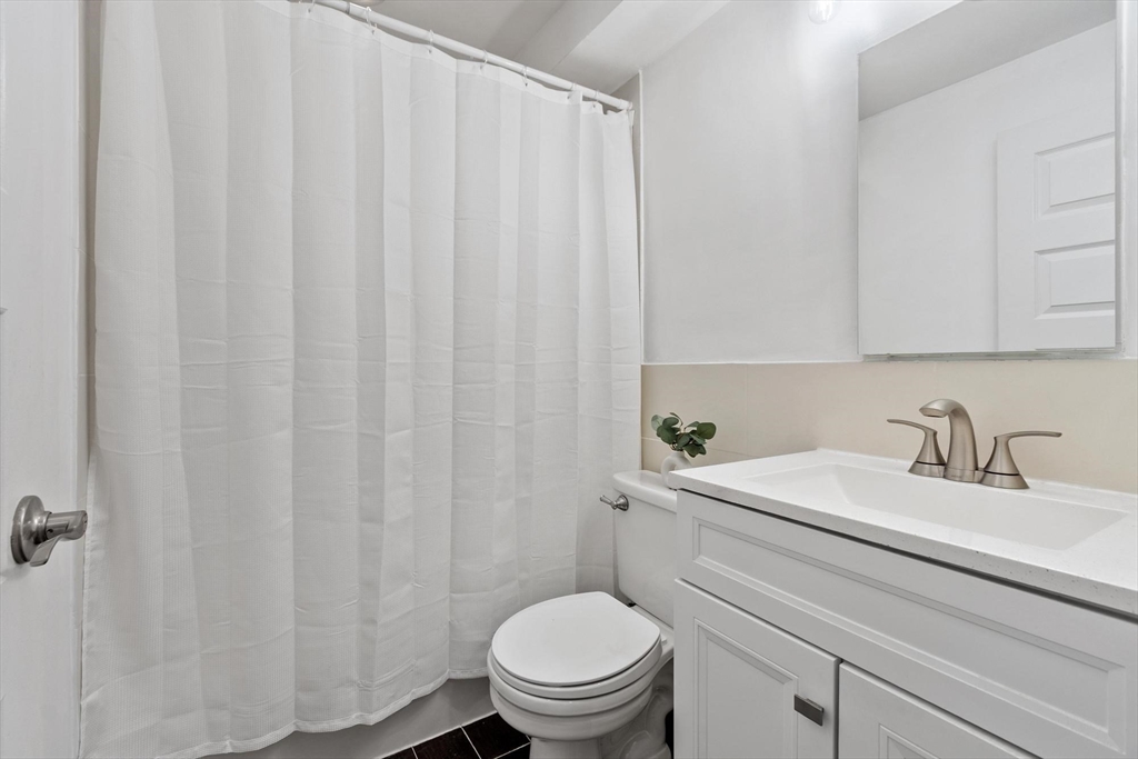 34 Bayview Terrace, Unit 5 Danvers, MA 01923 - Photo 25 of 31