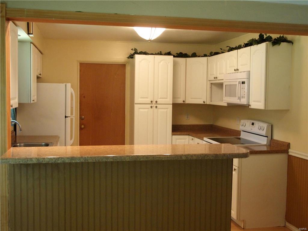 909 Werner Road Belleville, IL 62223 - Photo 5 of 20 Gallery Image 5