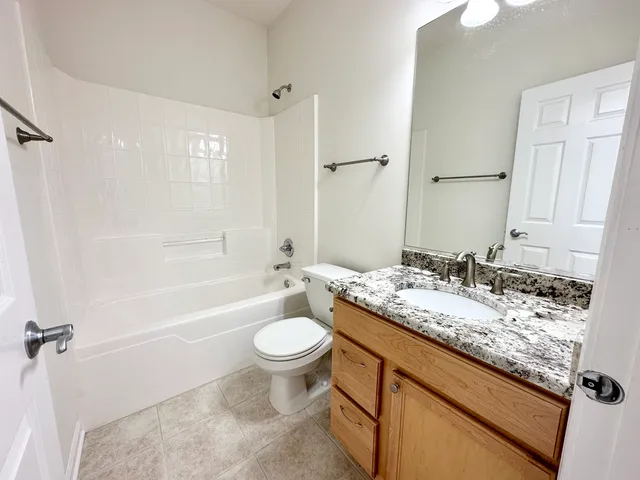 $2,750 | 1308 Charlevoix Way, Schererville, IN 46375