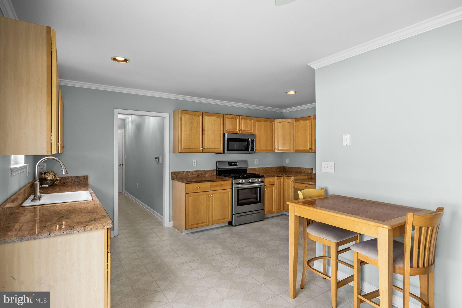 112 Sunset Drive Mount Royal, NJ 08061 - Photo 6 of 32