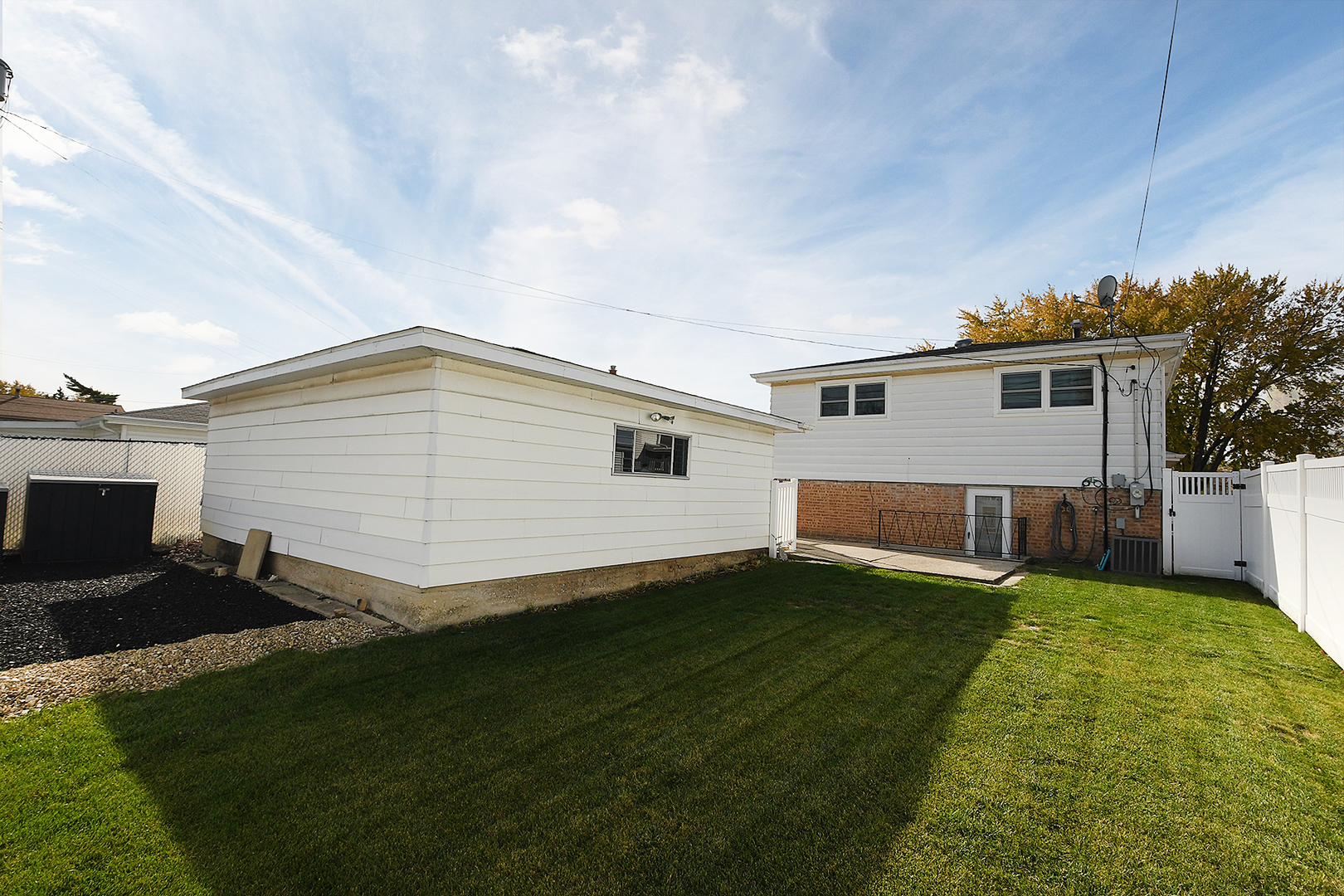 11027 Austin Avenue Chicago Ridge, IL 60415 - Photo 22 of 23 Gallery Image 22