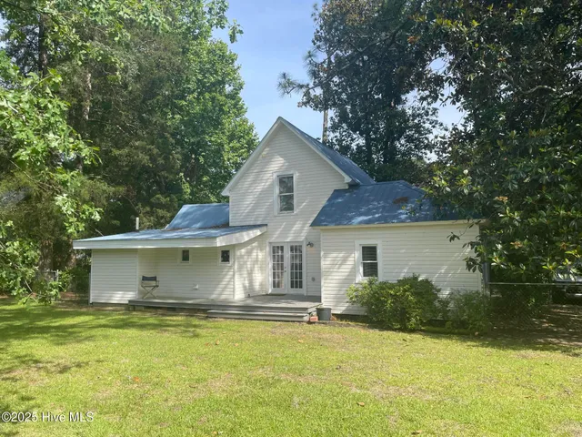 $295,000 | 958 Holly Road, Lakeview, NC 28350