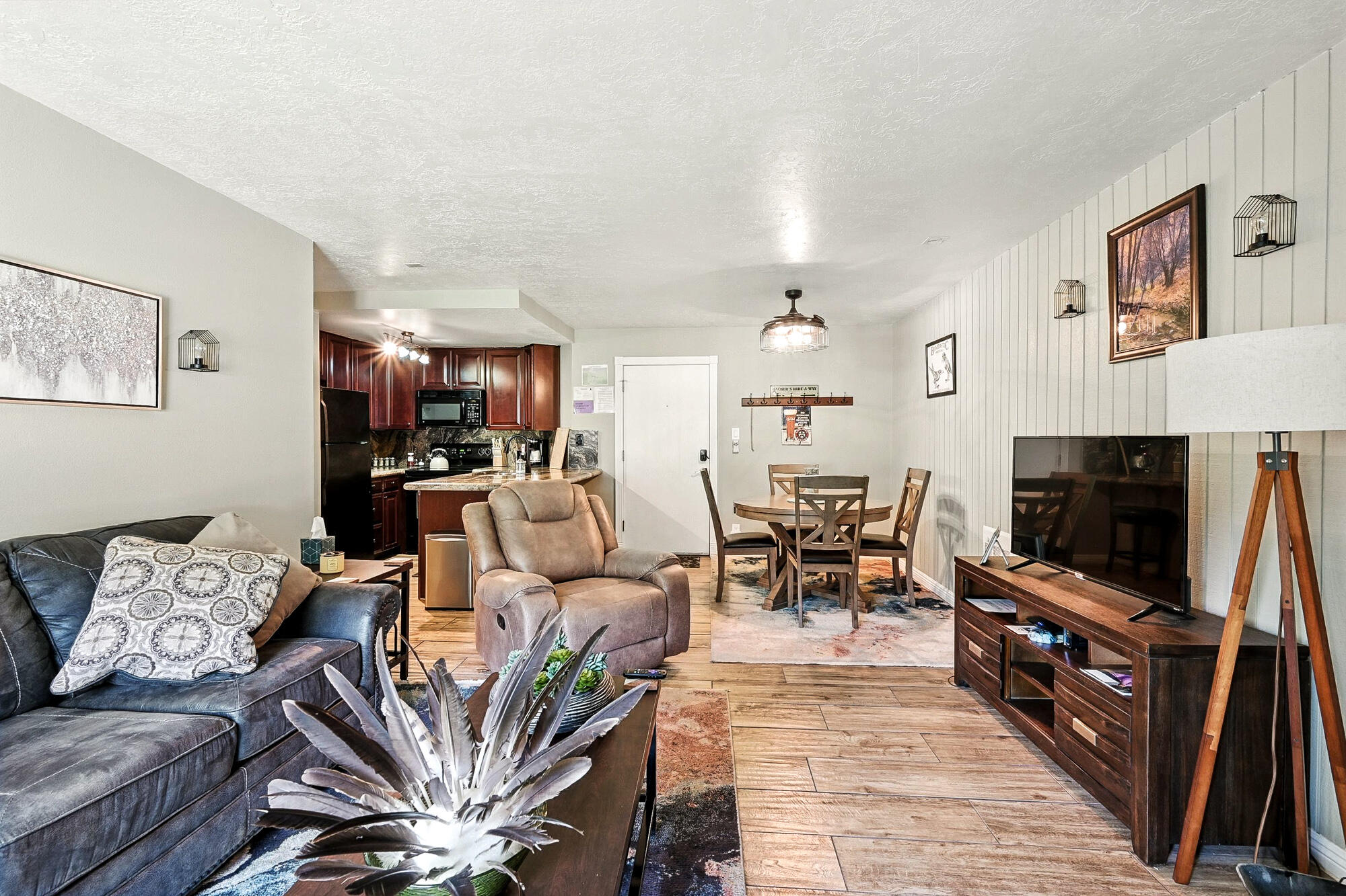 385 South Vasels Road, Unit 4 Brian Head, UT 84719 - Photo 10 of 26 385 Vasels #4-18