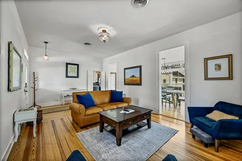 $699,000 | 410 East Schubert Street, Fredericksburg, TX 78624