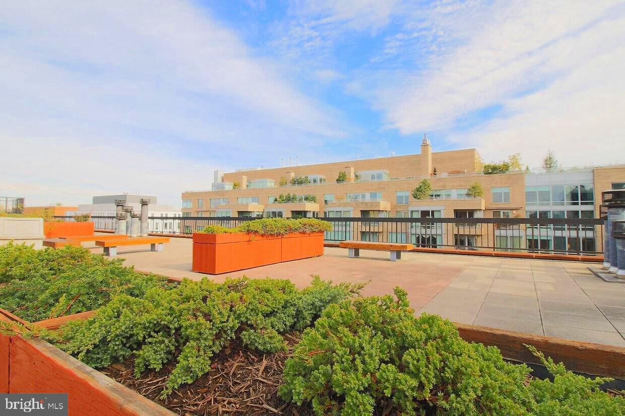 1140 23rd Street Northwest, Unit 903 Washington, DC 20037 - Photo 19 of 28 Rooftop 2
