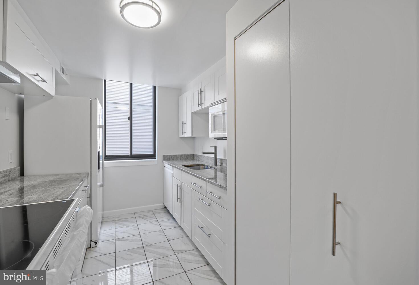 1140 23rd Street Northwest, Unit 903 Washington, DC 20037 - Photo 6 of 28 Kitchen 2