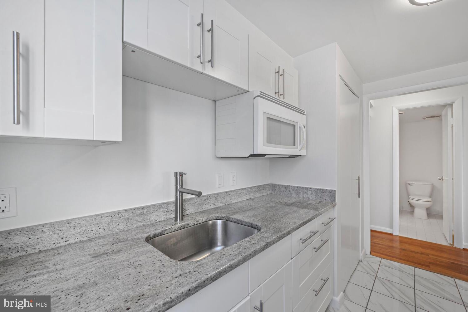 1140 23rd Street Northwest, Unit 903 Washington, DC 20037 - Photo 7 of 28 Kitchen 3