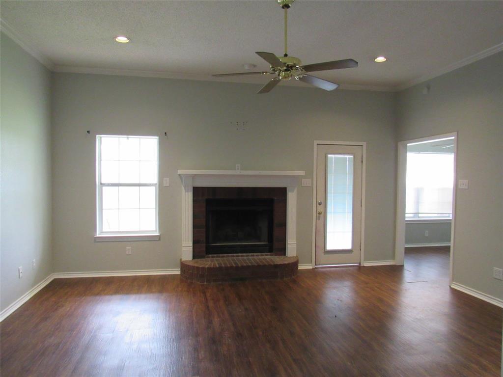 710 North Old Robinson Road Robinson, TX 76706 - Photo 3 of 14