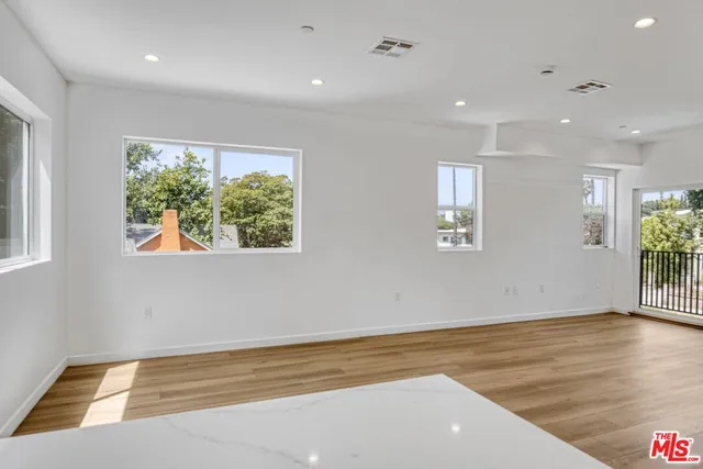 $3,900,000 | 10828 Hesby Street, North Hollywood, CA 91601