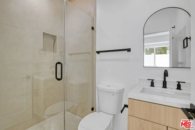 $3,900,000 | 10828 Hesby Street, North Hollywood, CA 91601