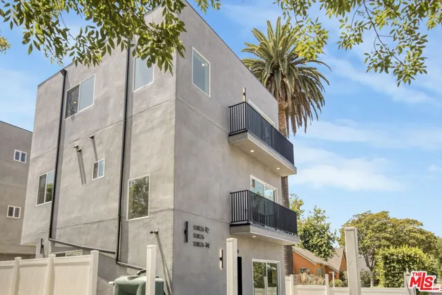 $3,900,000 | 10828 Hesby Street, North Hollywood, CA 91601