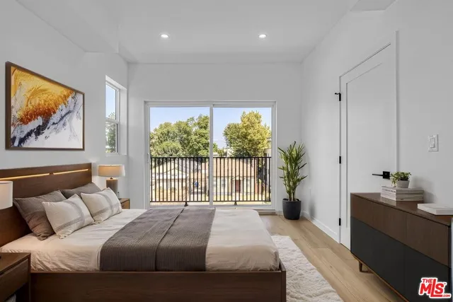 $3,900,000 | 10828 Hesby Street, North Hollywood, CA 91601