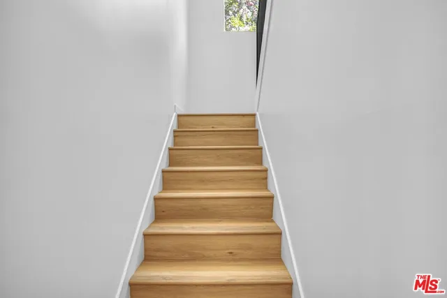 $3,900,000 | 10828 Hesby Street, North Hollywood, CA 91601