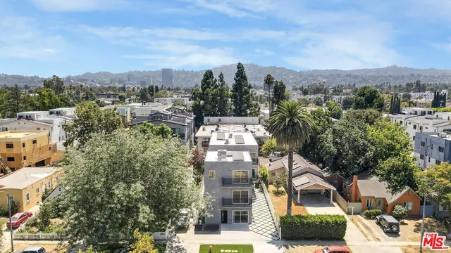 $3,900,000 | 10828 Hesby Street, North Hollywood, CA 91601