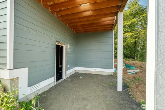 $745,000 | 320 East 4th Street, Union, WA 98592