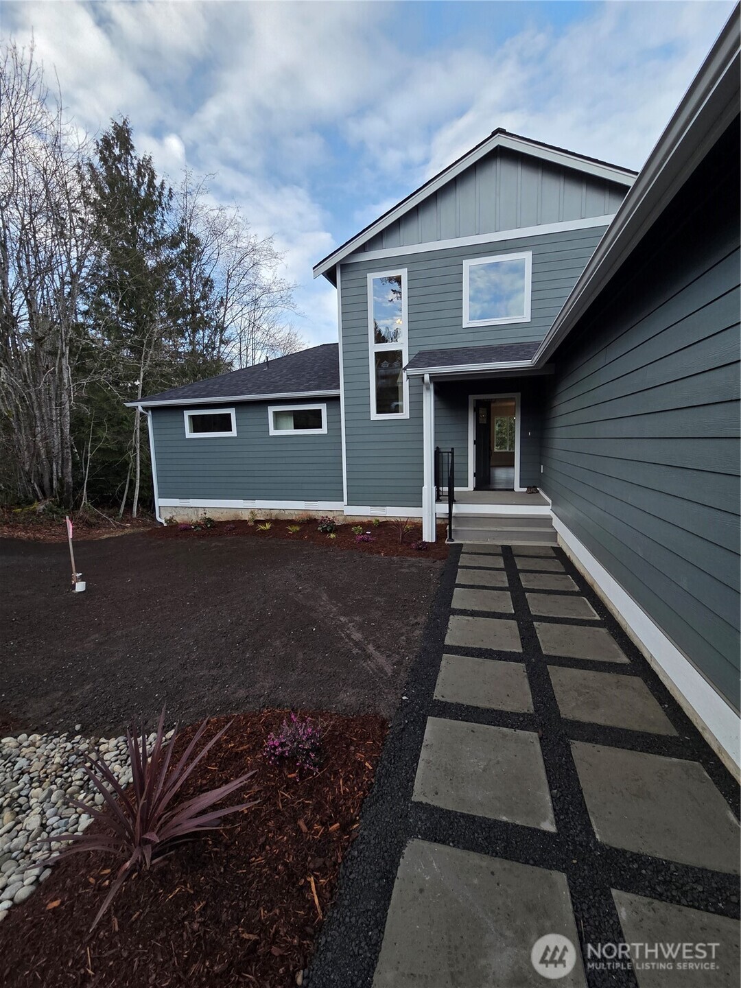 320 East 4th Street Union, WA 98592 - Photo 31 of 38 Gallery Image 31