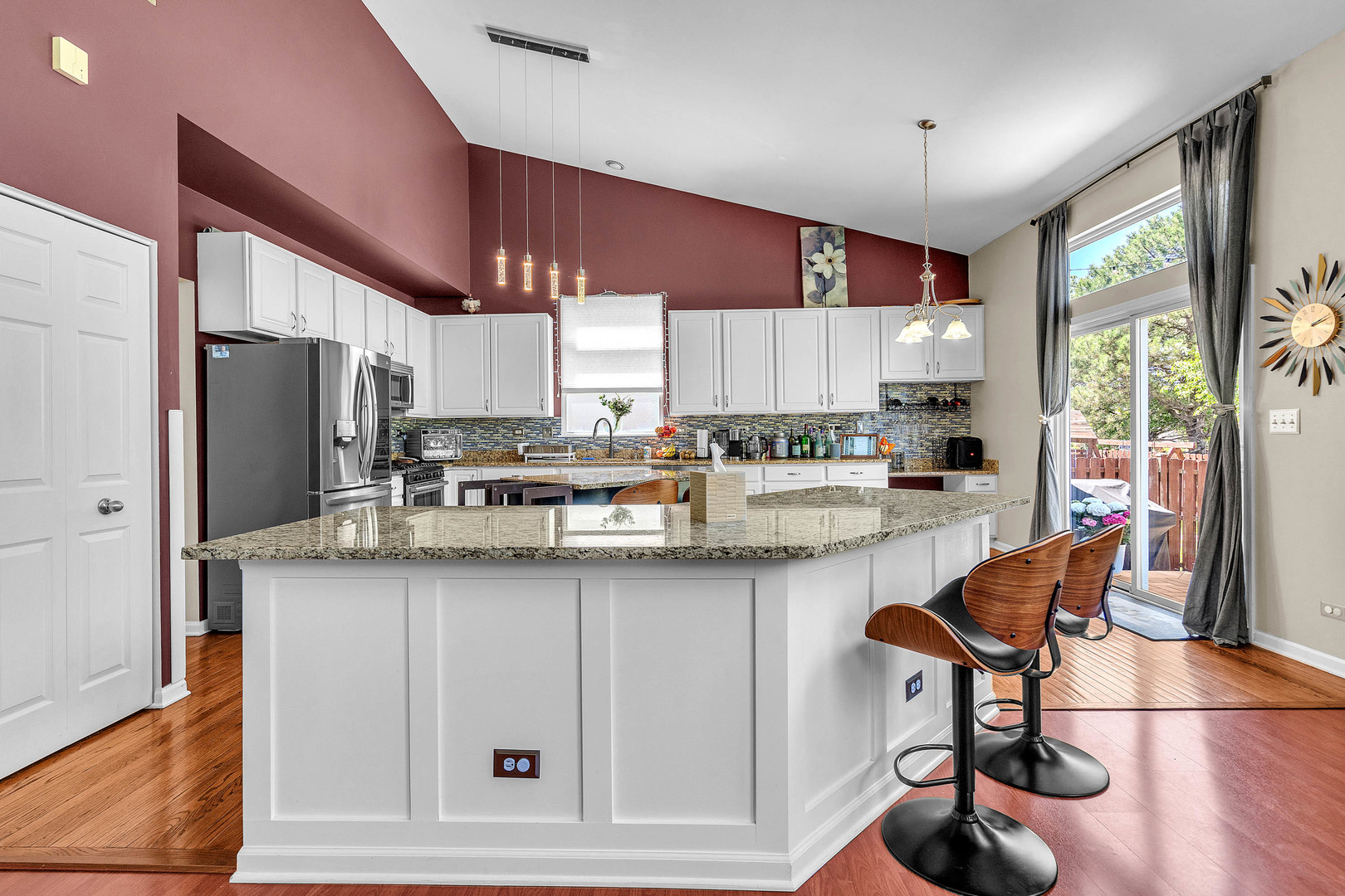 1900 Broadsmore Drive Algonquin, IL 60102 - Photo 8 of 30