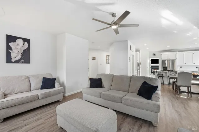 $1,199,000 | 116 Yulupa Circle, Santa Rosa, CA 95405