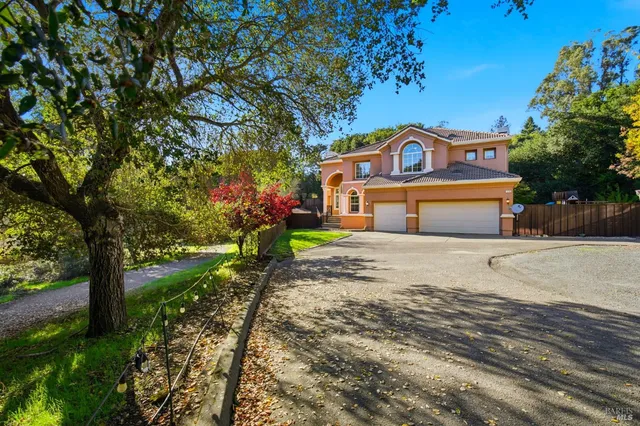 $1,199,000 | 116 Yulupa Circle, Santa Rosa, CA 95405