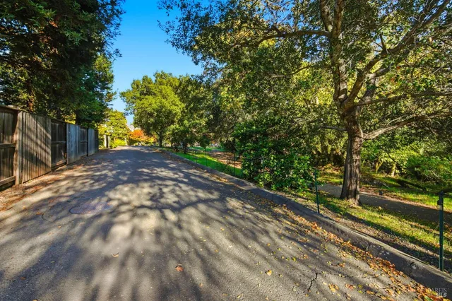 $1,199,000 | 116 Yulupa Circle, Santa Rosa, CA 95405